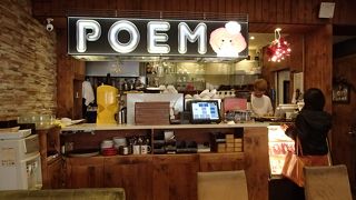 明洞にありながら、ゆっくりと落ち着けるカフェ。