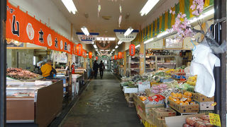 鮮魚が豊富で安い