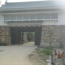 大きな渡り門です。