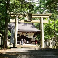 白根神社