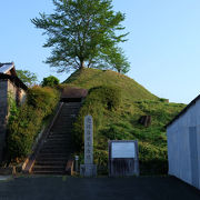 余り知られていない　駅近くの古墳