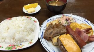 ２４時間の沖縄食堂