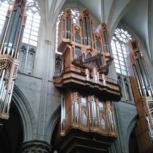 パイプオルガン