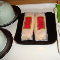 客室内に用意されてるお茶菓子です