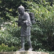 二宮金次郎の像