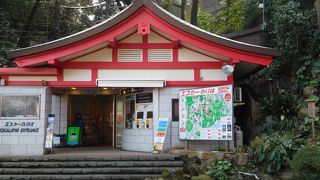 上り専用のエスカレーター