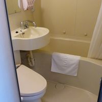 狭いですが、許容範囲内でした。