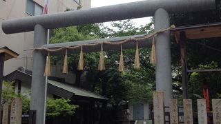 アメリカ村の神社。