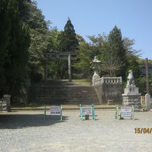 城山公園への登り口です。
