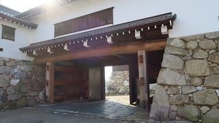 鉄御門ですね。とても頑丈な造りとなっていて、開けるのも大変だったのではと思いました。