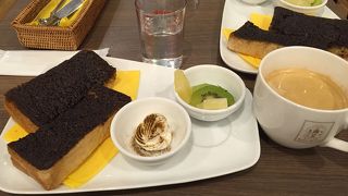 角パン専門店Cafe＆マルシエルブ