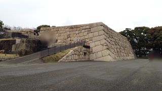 本丸をなんとか見渡すことができます