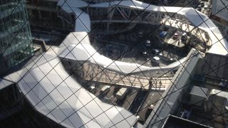 ネーミングライツ