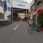 広い通路。大きなドーム