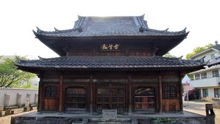 徳川三代将軍家光が沢庵和尚のために建立