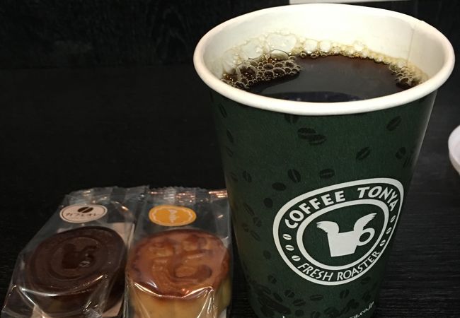 コーヒーが100円で飲めます。