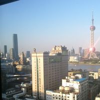 エグゼクティブスイート　リビングからのテレビ塔　そして左にW