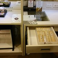 アメニティは引き出しの中