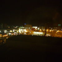 部屋から見るJRの駅