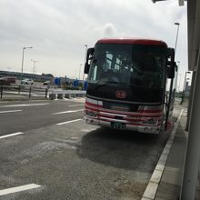関西空港リムジンバス（京阪バス車両）。