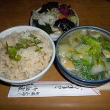 なっぱ煮と混ぜご飯