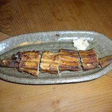 焼きあなご一人前(これは半人前には勿論なりません）