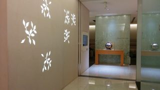 ビジネスクラス搭乗時に利用しました