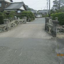 奥が三の丸エリアになります。