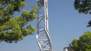 柱の形状が特徴的