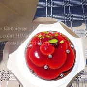 ベージュ・シャネル銀座ビル屋上のテラス「ル・ジャルダン・ドゥ・ツイード」で可愛いカメリアスイーツ！