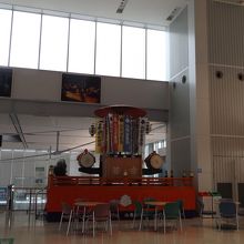 山車が飾ってあります