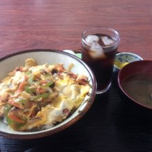 タコライスとアイスコーヒー