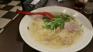 透き通ったスープ。