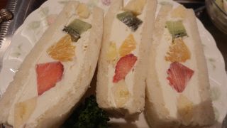 おいしいフルーツサンド