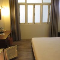 レトロアシス ホテル