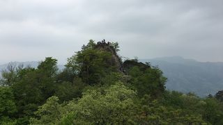 スリル満点の岩山 【岩櫃山】