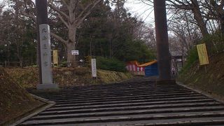 北海道神宮への道