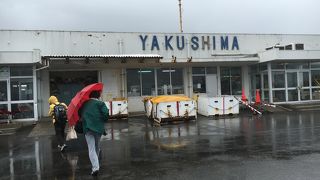 小型機しか乗り入れしない空港