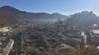 ザルツブルク旧市街を眺めるベストポジション