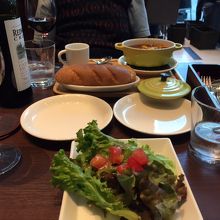 テーブル狭っ！（笑）