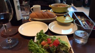 ＵＣＣのカフェレストラン。