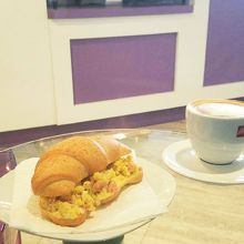 塩系コルネッティのハムタマゴもかなり美味