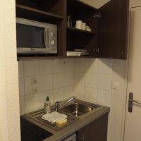 キッチン。コンロ２口レンジあり