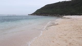 海水浴場という感じのビーチ