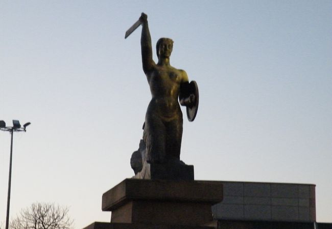 人魚像 (シフィエントクシスキ橋) クチコミ・アクセス・営業時間 人魚像 (シフィエントクシスキ橋) クチコミ・アクセス・営業時間