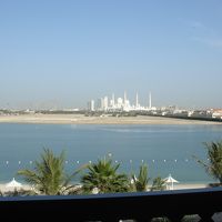 小さい？対岸のモスク！