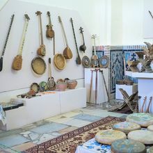 展示と土産物が混然一体