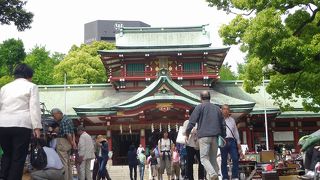 門仲（もんなか）といえばこちらへお参り