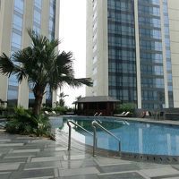 プールサイドでゆっくり