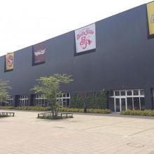 見た目はアリーナっぽくありません。